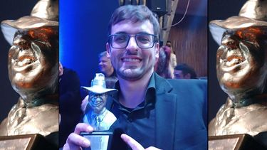 Jonatan Cascardo nació y se formó musicalmente en Pergamino antes de continuar sus estudios en Buenos Aires. Jonatan Cascardo nació y se formó musicalmente en Pergamino antes de continuar sus estudios en Buenos Aires.