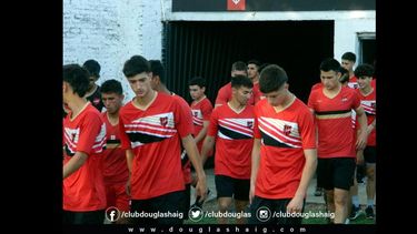 Douglas Haig regresó a los entrenamientos con muchos juveniles y algunos de sus principales referentes. Douglas Haig regresó a los entrenamientos con muchos juveniles y algunos de sus principales referentes.