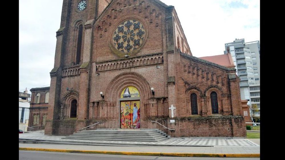 En el camarín de la Virgen de la Merced se encuentra instalada la capilla de adoración perpetua. (ARCHIVO LA OPINION)