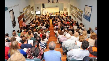 La FEB decidió ayer por la tarde no continuar con los paros con el voto de 139 congresales. (FEB)