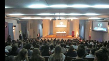 La iniciativa tendrá lugar en el auditorio de la Universidad del Noroeste. (LA OPINION)