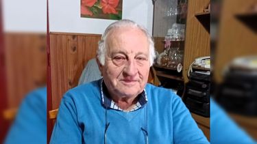 Roque Obermeyer, en la intimidad de su casa, recibió a LA OPINION. Roque Obermeyer, en la intimidad de su casa, recibió a LA OPINION.