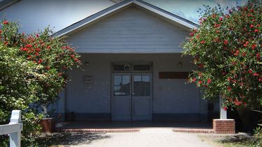 La Escuela vuelve a abrir sus puertas el lunes para las actividades escolares de la Primaria 54 y el Instituto Comercial Rancagua. La Escuela vuelve a abrir sus puertas el lunes para las actividades escolares de la Primaria 54 y el Instituto Comercial Rancagua.