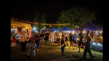 Los emprendedores de la Feria confeccionan sus propios productos. Los emprendedores de la Feria confeccionan sus propios productos.