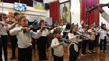 En esta segunda entrega del ciclo Música en el Museo se presenta el ensamble de cuerdas Clave de Dos. En esta segunda entrega del ciclo Música en el Museo se presenta el ensamble de cuerdas Clave de Dos.