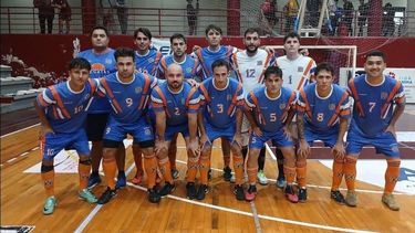 Regatas uno de los punteros en Primera División Regatas uno de los punteros en Primera División