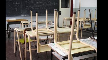 Una postal que vuelve a ser común a los ojos de los bonaerenses: las aulas vacías. (ARCHIVO)