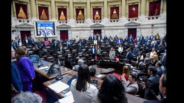 La Comisión de Presupuesto y Hacienda trabajará hoy desde las 11:00. La Comisión de Presupuesto y Hacienda trabajará hoy desde las 11:00.