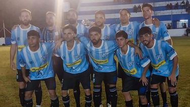 Argentino ganó su tercero partido consecutivo en el “Fernando Bello” y se ilusiona con seguir creciendo en la tabla. Argentino ganó su tercero partido consecutivo en el “Fernando Bello” y se ilusiona con seguir creciendo en la tabla.