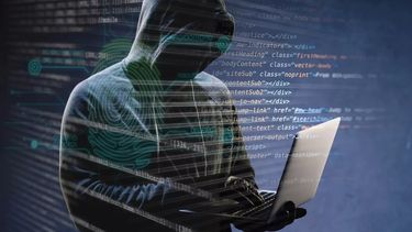 La estafa tiene toda la característica de ser a través del sistema pishing, donde un virus le brinda el control a los integrantes de la organización criminal para tomar el control de las operaciones de la computadora y al usuario se le apaga y le da error el encendido para no poder controlar el sistema. La estafa tiene toda la característica de ser a través del sistema pishing, donde un virus le brinda el control a los integrantes de la organización criminal para tomar el control de las operaciones de la computadora y al usuario se le apaga y le da error el encendido para no poder controlar el sistema.