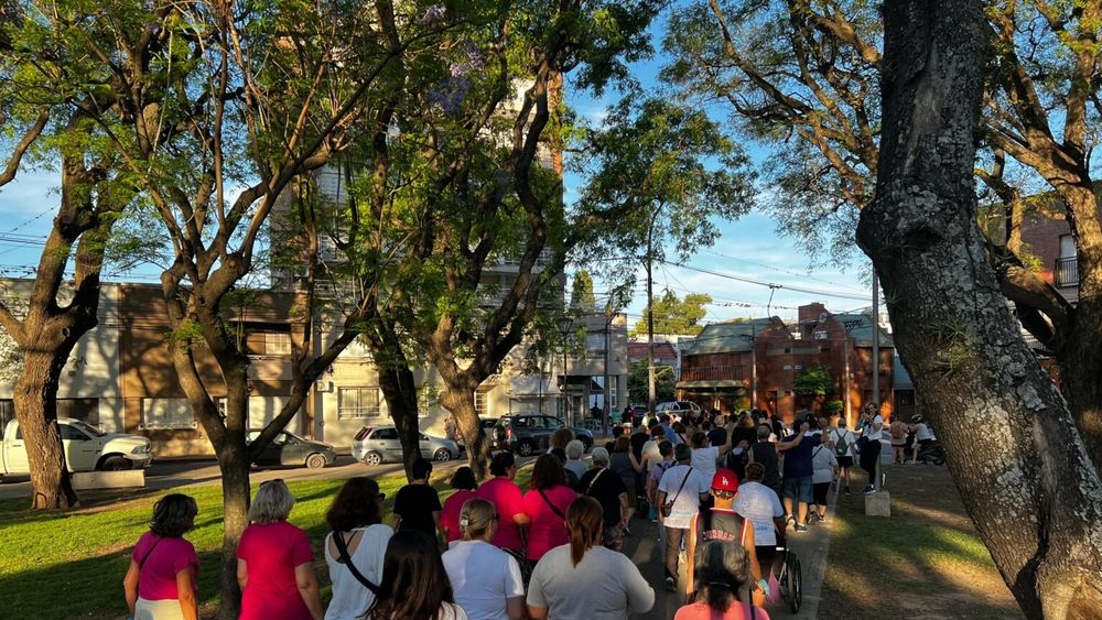 La tradicional Caminata local por la Salud será el viernes a las 18 en la Plaza Sarmiento. La tradicional Caminata local por la Salud será el viernes a las 18 en la Plaza Sarmiento.