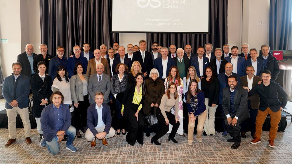 El Encuentro Provincial SEMAS 2026 es un evento corporativo de alto nivel que reúne a los sectores económicos de la provincia de Buenos Aires y al mercado asegurador. Su propósito central es debatir sobre el rol estratégico del seguro como protector de bienes y motor fundamental del desarrollo financiero y la estabilidad económica. El Encuentro Provincial SEMAS 2026 es un evento corporativo de alto nivel que reúne a los sectores económicos de la provincia de Buenos Aires y al mercado asegurador. Su propósito central es debatir sobre el rol estratégico del seguro como protector de bienes y motor fundamental del desarrollo financiero y la estabilidad económica.