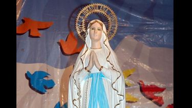 La historia de Bernadette comenzó el 11 de febrero de 1858 en Lourdes. (LA OPINION)