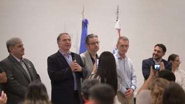 Destacando la importancia de formar en valores solidarios desde la escuela y con el objetivo de multiplicar las cooperativas y mutuales escolares en Argentina, Córdoba llevó a cabo su encuentro con un fuerte anclaje educacional. Destacando la importancia de formar en valores solidarios desde la escuela y con el objetivo de multiplicar las cooperativas y mutuales escolares en Argentina, Córdoba llevó a cabo su encuentro con un fuerte anclaje educacional.