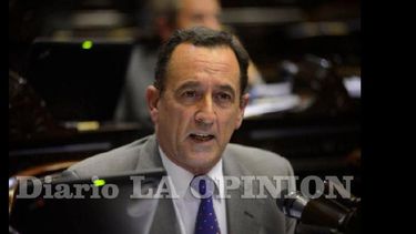 Héctor Gutiérrez se mostró preocupado por el nivel de los policías. (LA OPINION)