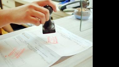 El vencimiento original tuvo una importante prórroga en el Municipio. (LA OPINION)