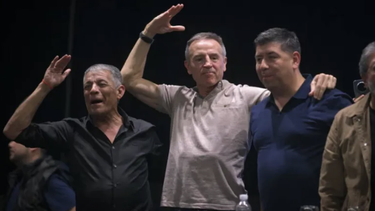 Las nuevas autoridades de la CGT: Octavio Argüello (Camioneros), Jorge Sola (Seguro), y Cristian Jerónimo (empleados del vidrio). Las nuevas autoridades de la CGT: Octavio Argüello (Camioneros), Jorge Sola (Seguro), y Cristian Jerónimo (empleados del vidrio).