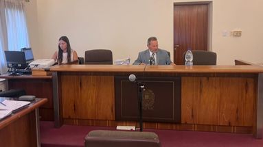 La psicóloga declaró ante el juez Guillermo Burrone y se sometió a las preguntas de la Fiscalía, de la abogada querellante y de la defensa. La psicóloga declaró ante el juez Guillermo Burrone y se sometió a las preguntas de la Fiscalía, de la abogada querellante y de la defensa.