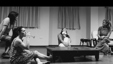 Con localidades agotadas, este viernes se estrena en Habemus Theatrum la obra Yo ya no, escrita y dirigida por Pablo Bocanera. Con localidades agotadas, este viernes se estrena en Habemus Theatrum la obra Yo ya no, escrita y dirigida por Pablo Bocanera.