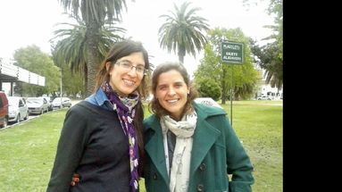 María Candela Brusco y María Florencia Santos comentaron los alcances de la actividad del viernes. (LA OPINION)