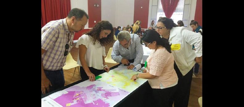 La reunión en Rojas permitió trabajar sobre varias cuestiones que quedaron pendientes luego de la inundación de diciembre en esta zona. (LA OPINION)