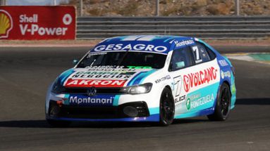 Alfonso Domenech perdió más terreno en el campeonato tras sumar otro abandono.