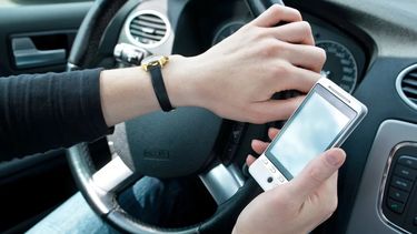 seguridad vial: mas alertas sobre el uso del telefono al volante generan preocupacion seguridad vial: mas alertas sobre el uso del telefono al volante generan preocupacion