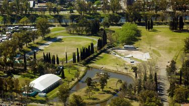 En la época del robo la cantina fue blanco de una seguidilla de robos por parte de personas que deambulaban por el espacio público en horarios nocturnos. En la época del robo la cantina fue blanco de una seguidilla de robos por parte de personas que deambulaban por el espacio público en horarios nocturnos.