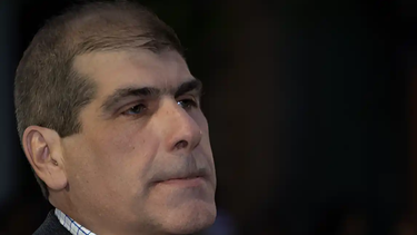 El Concejo Deliberante iniciará este lunes un proceso de análisis institucional tras la denuncia penal presentada por la concejala Tamara Vlaeminck (Fuerza Patria) contra su par Mauro De Rosa (Acuerdo Vecinal), por actos indecorosos encuadrados en delitos contra la integridad sexual. El Concejo Deliberante iniciará este lunes un proceso de análisis institucional tras la denuncia penal presentada por la concejala Tamara Vlaeminck (Fuerza Patria) contra su par Mauro De Rosa (Acuerdo Vecinal), por actos indecorosos encuadrados en delitos contra la integridad sexual.