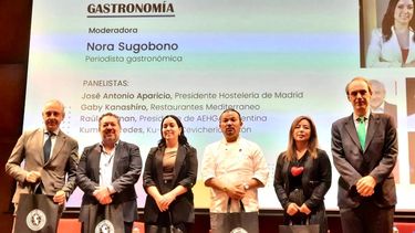 La reflexión compartida por los panelistas apuntó a un objetivo común: transformar la riqueza gastronómica en un producto turístico capaz de transmitir el alma y la identidad de cada territorio. La reflexión compartida por los panelistas apuntó a un objetivo común: transformar la riqueza gastronómica en un producto turístico capaz de transmitir el alma y la identidad de cada territorio.