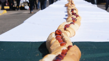 Santo Tomé va por el récord del choripán más largo del mundo. La iniciativa busca superar marcas anteriores en Chile y Córdoba. Santo Tomé va por el récord del choripán más largo del mundo. La iniciativa busca superar marcas anteriores en Chile y Córdoba.