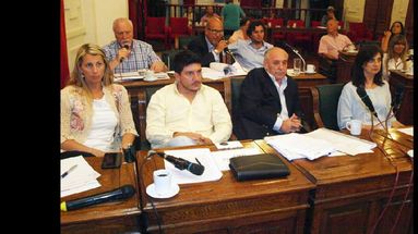 El viernes debutaron los diez concejales electos el 25 de octubre. (CONCEJO DELIBERANTE)