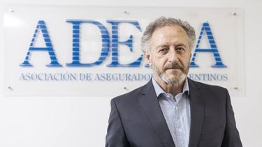 Los desafíos continúan vigentes, pero la experiencia de estos cuatro años refuerza la necesidad de seguir construyendo una agenda sectorial orientada a la previsibilidad, la sustentabilidad económica y el desarrollo del seguro como herramienta clave para la estabilidad y el crecimiento del país. Los desafíos continúan vigentes, pero la experiencia de estos cuatro años refuerza la necesidad de seguir construyendo una agenda sectorial orientada a la previsibilidad, la sustentabilidad económica y el desarrollo del seguro como herramienta clave para la estabilidad y el crecimiento del país.