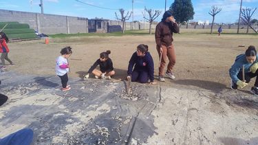 Club Mitre de San Pedro organiza una gran fiesta del estudiante para financiar el césped sintético de su cancha de hockey Club Mitre de San Pedro organiza una gran fiesta del estudiante para financiar el césped sintético de su cancha de hockey