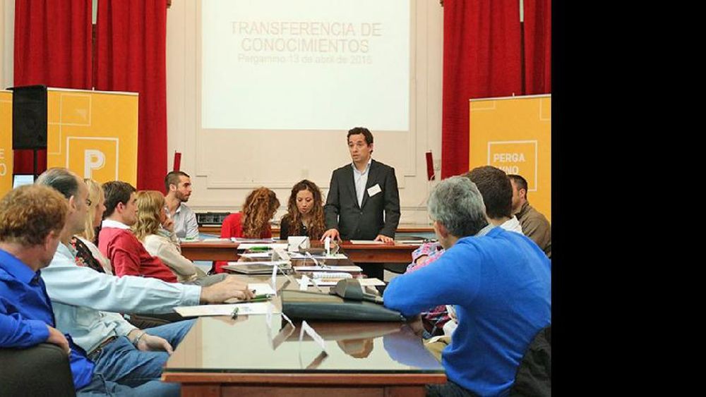 Importante convocatoria tuvo el encuentro regional coordinado por el Municipio de Pergamino. (LA OPINION)