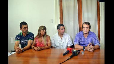 Los ediles: Ruggeri, Clark, Brigatti y Settembrini se mostraron disconformes con la administración de Macri en sus primeros cincuenta días de gestión. (LA OPINION)