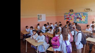 Los maestros bonaerenses volverán a parar mañana en escuelas estatales y privadas. (ARCHIVO LA OPINION)
