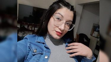 Agustina Chivet tiene el reporte de quince violaciones a la medida perimetral de su ex, según el reporte del dispositivo dual (botón antipánico).