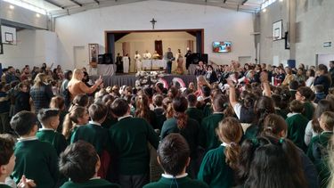 El acto para celebrar los 25 años tuvo lugar en el SUM del Colegio Santa Julia. El acto para celebrar los 25 años tuvo lugar en el SUM del Colegio Santa Julia.