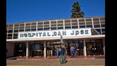 La mujer acudió al Hospital dos veces y en el nosocomio la habrían enviado de regreso a su casa.  (ARCHIVO LA OPINION)