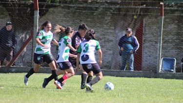 cuatro punteras en el futbol femenino nicoleno cuatro punteras en el futbol femenino nicoleno