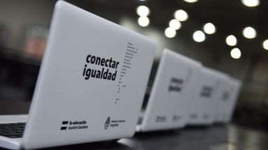 Robaron 15 computadoras portátiles. Robaron 15 computadoras portátiles.