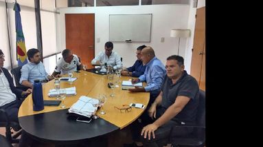 Se estima se perdió un 30 por ciento de puestos de trabajo. (LA OPINION)