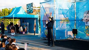 La Kermesse de Zamba es una invitación a descubrir y reflexionar sobre la historia, los derechos, la diversidad y la identidad cultural argentina. La Kermesse de Zamba es una invitación a descubrir y reflexionar sobre la historia, los derechos, la diversidad y la identidad cultural argentina.