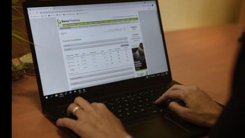 Este lunes están habilitados los medios electrónicos, como cajeros automáticos y home banking, así como los sistemas de pagos digitales.