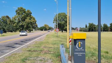 El proyecto radical destaca observaciones recientes del Honorable Tribunal de Cuentas de la Provincia de Buenos Aires sobre CECAITRA, entidad que opera el sistema de fotomultas en San Pedro y otros municipios. El proyecto radical destaca observaciones recientes del Honorable Tribunal de Cuentas de la Provincia de Buenos Aires sobre CECAITRA, entidad que opera el sistema de fotomultas en San Pedro y otros municipios.