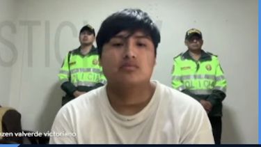 Tony Janzen Valverde Victoriano, alias “Pequeño J”, principal acusado del triple crimen de Florencio Varela. Tony Janzen Valverde Victoriano, alias “Pequeño J”, principal acusado del triple crimen de Florencio Varela.