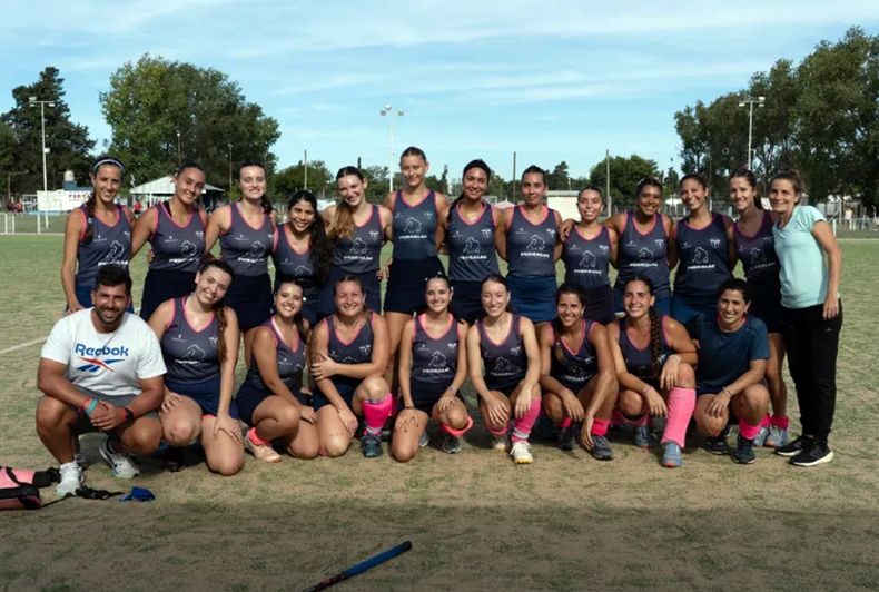 Primera División de Viajantes que derrotó a Mitre de San Pedro de visitante por 6 a 0. Primera División de Viajantes que derrotó a Mitre de San Pedro de visitante por 6 a 0.