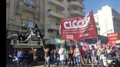 Los médicos y el Gobierno se reunieron aunque la negociación no tuvo un gran avance. (ARCHIVO LA OPINION)