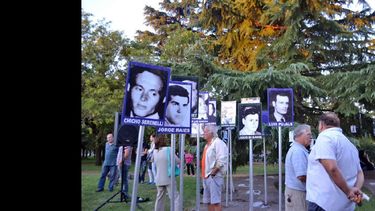 Serán en cercanías del Arbol de la Memoria y en un escenario. (ARCHIVO LA OPINION)